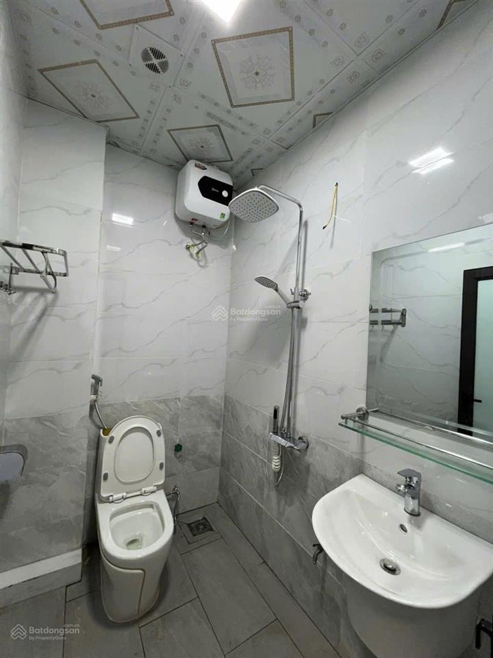 Bán nhà 5 tầng, sổ đỏ, nội thất đẹp tại hà đông, giá 5,6 tỷ.  0878 800 ***