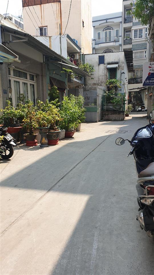 Hxh cầm bá thước, p.7, phú nhuận, 5 tầng, ngang 5m, giá 9,3 tỷ.