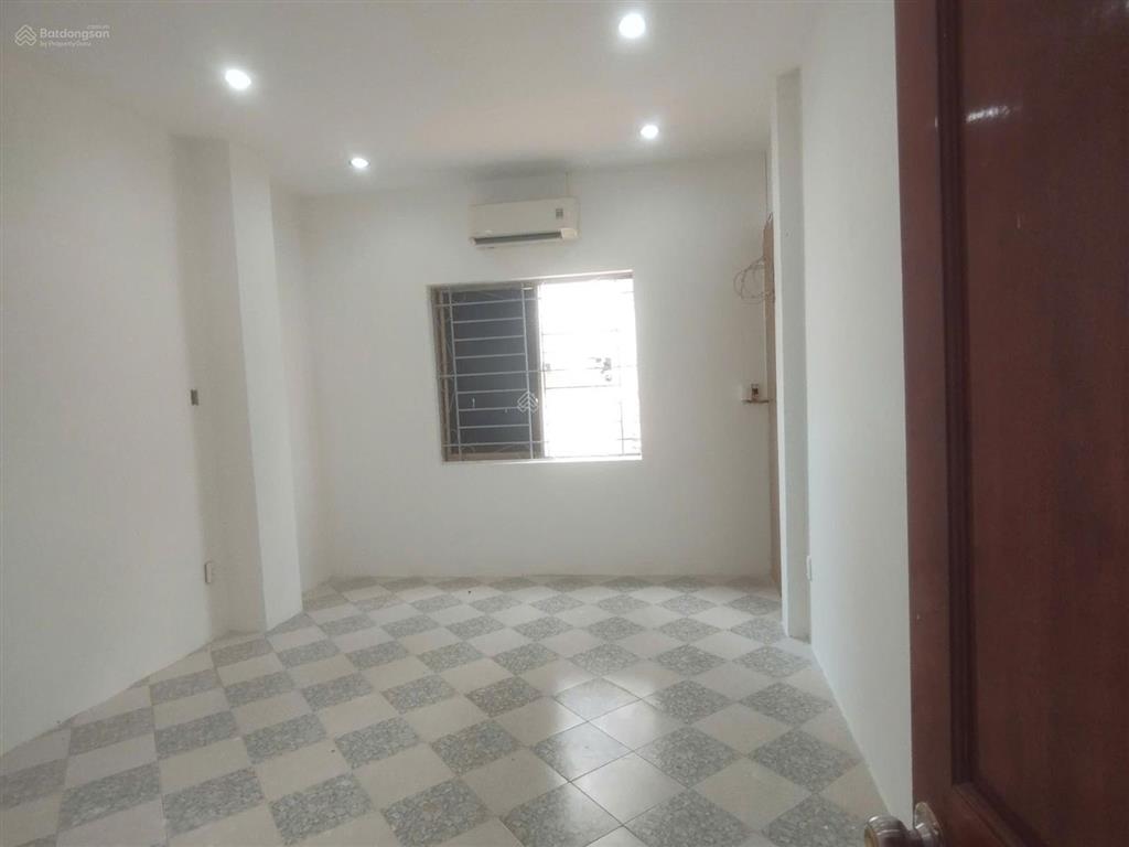 Chung cư bộ công an cống quỳnh, p.nguyễn cư trinh, q.1, dt 71m , tầng 3, giá 5,8 tỷ.