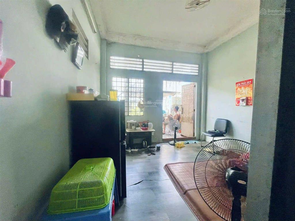 Nhà hxh đường nguyễn bặc, p.tân sơn hòa (p3 tân bình cũ), dt 42m, 4 tầng, giá 7,9 tỷ.