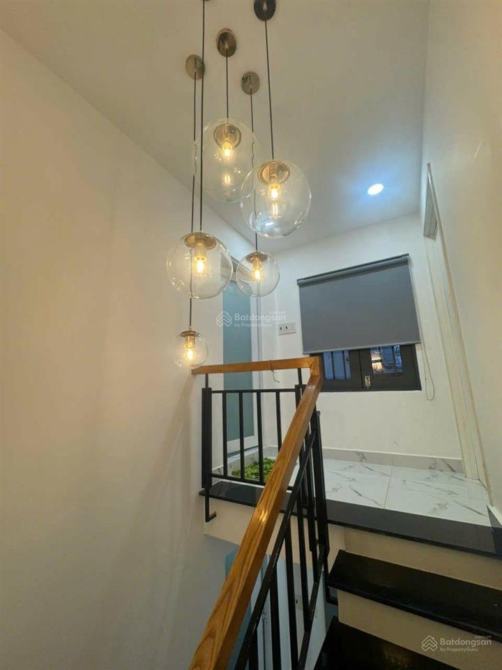 Nhà đường trần khắc chân, p.9, phú nhuận, 2 tầng, giá 4,4 tỷ