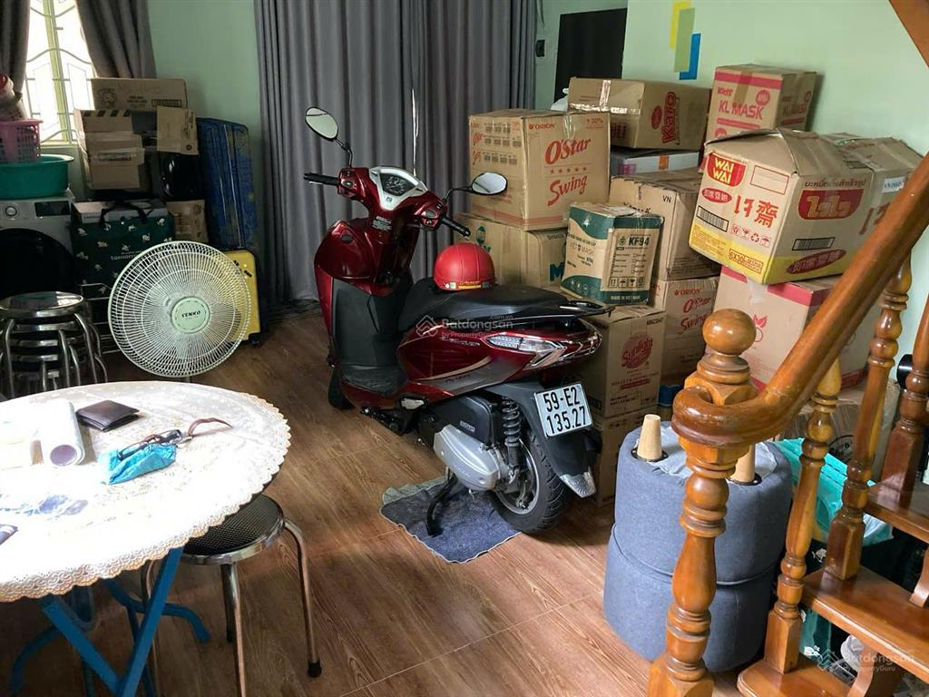 Nhà đường phạm văn đồng, p.3, gò vấp, dt 28m, 2 tầng, giá chỉ 4 tỷ