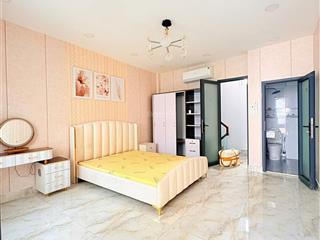 Hiếm  phú nhuận 4 tầng full nội thất chỉ 6,85 tỷ