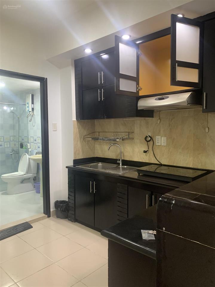Cho thuê hưng vượng 2 view đường dt 65m2 nhà thoáng rộng 2pn 1wc đầy đủ nội thất giá 12triệu/th