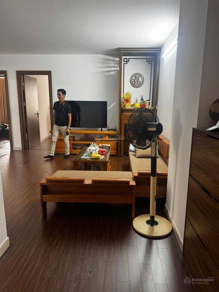 Chung cư k35 chính chủ gửi bán căn góc view hồ đền lừ diện tích 65 m2 , thiết kế 3pn 2wc