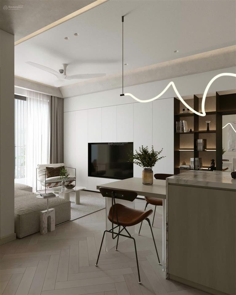 Giá cực tốt, nhà mặt tiền trường chinh, 4,5 x 23, 4 tầng, giá chỉ 19,5 tỷ