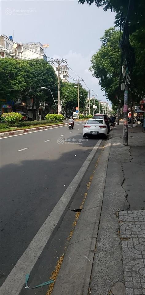 Giá cực tốt, nhà mặt tiền cộng hòa, 4,5 x 28, 5 tầng, giá chỉ 29 tỷ