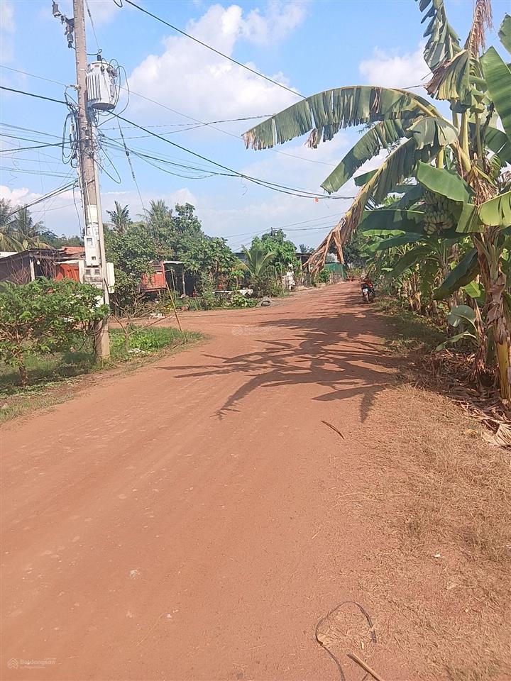 Bán đất 2600m2 (80x40) xã phan,dương minh châu, tây ninh. giá chỉ 3 tỷ hết đất