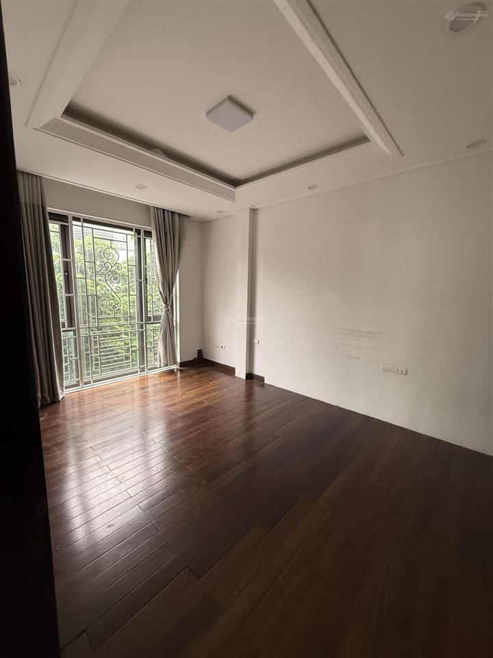 Cho thuê biệt thự nhà vườn tổng cục 5 tân triều, gần nguyễn xiển, 100m², 4 tầng, căn góc, 25 tr/th