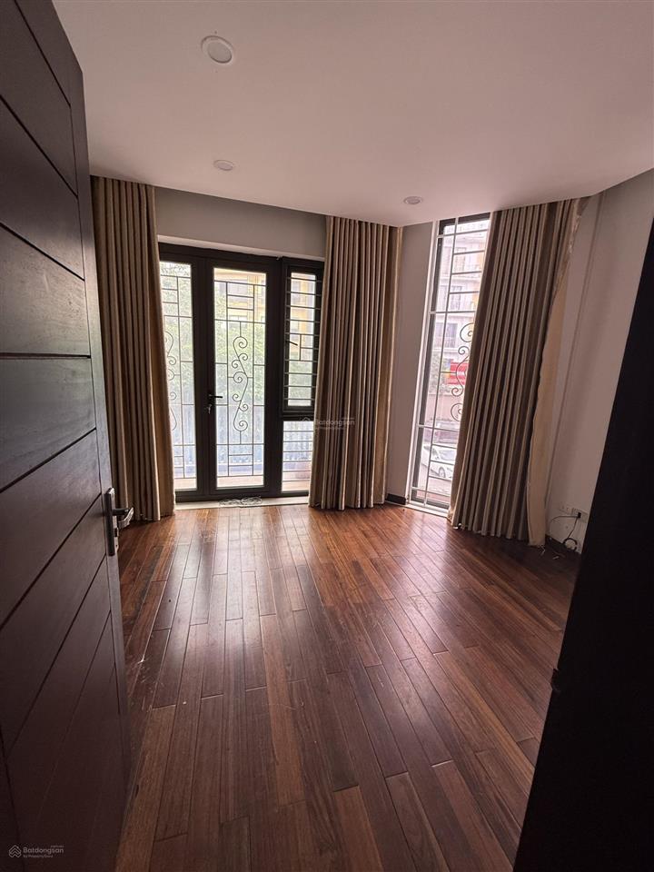 Cho thuê biệt thự nhà vườn tổng cục 5 tân triều, gần nguyễn xiển, 100m², 4 tầng, căn góc, 25 tr/th