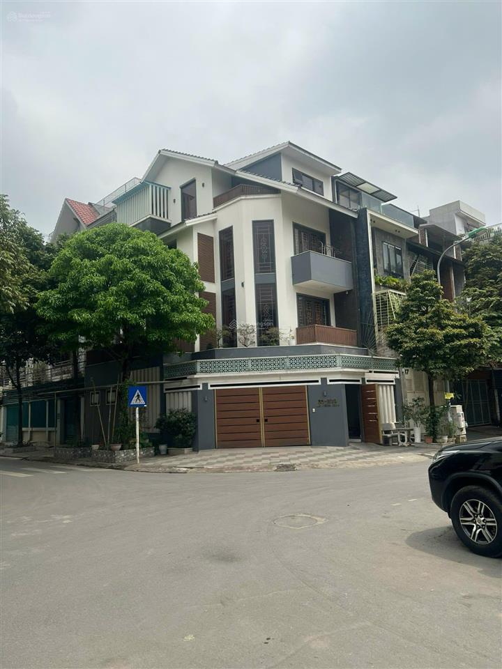 Cho thuê biệt thự nhà vườn tổng cục 5 tân triều, gần nguyễn xiển, 100m², 4 tầng, căn góc, 25 tr/th