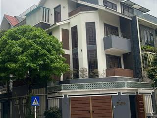 Cho thuê biệt thự nhà vườn tổng cục 5 tân triều, gần nguyễn xiển, 100m², 4 tầng, căn góc, 25 tr/th