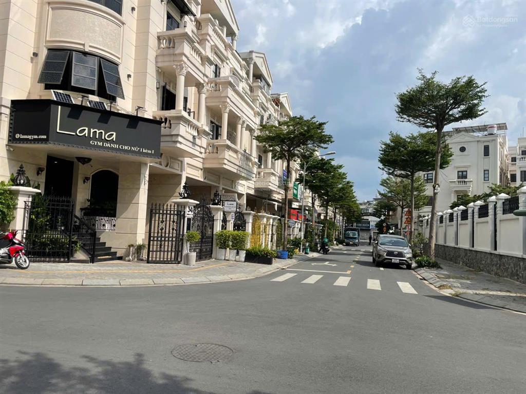 Biệt thự view công viên khu cityland park hills, dt 10 x 23m. giá 52 tỷ