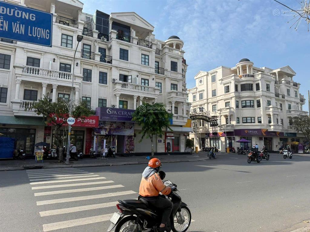 Bán căn góc 2 mặt tiền khu cityland park hills, dt 7,85 x 20m