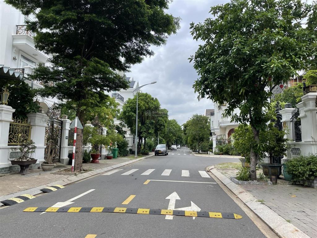 Duy nhất căn gần mặt tiền phan văn trị  cityland garden hill. dt 6 x 21m