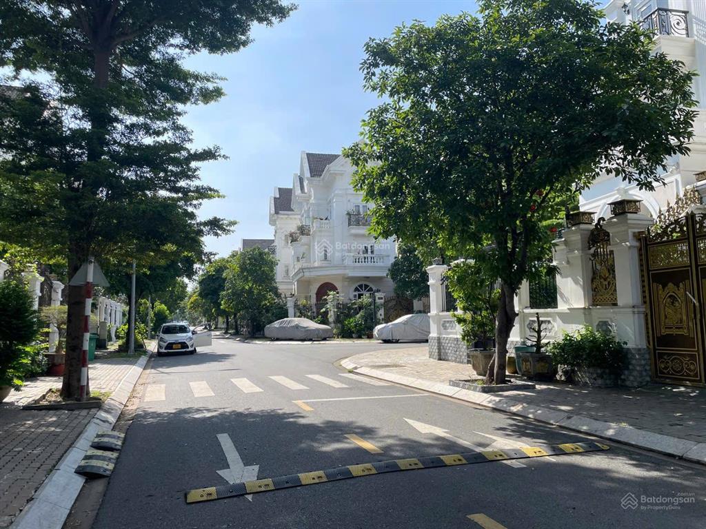 Duy nhất căn gần mặt tiền phan văn trị  cityland garden hill. dt 6 x 21m