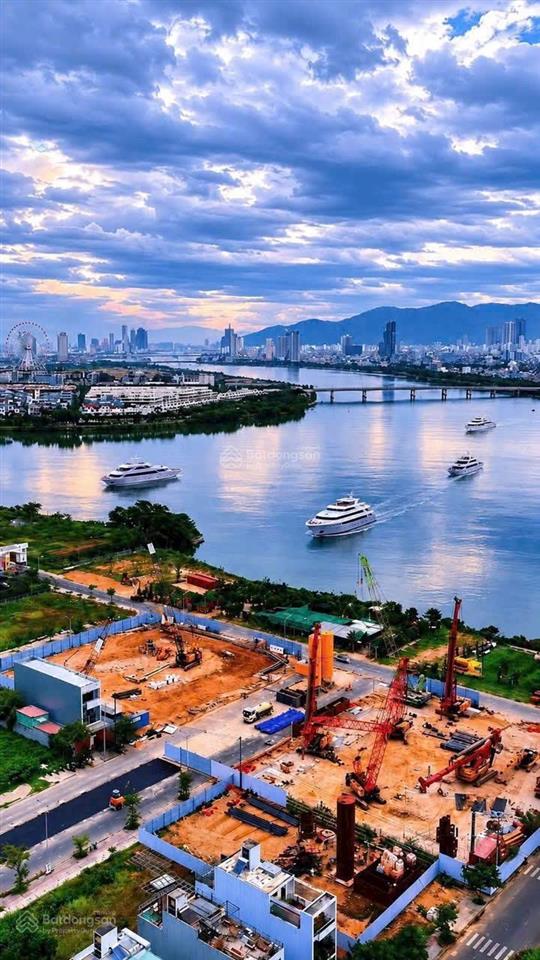 Căn hộ góc 2pn mặt sông, pháo hoa, biển  nhận nhà trước, trả dần 30% trong 2 năm  sổ lâu dài