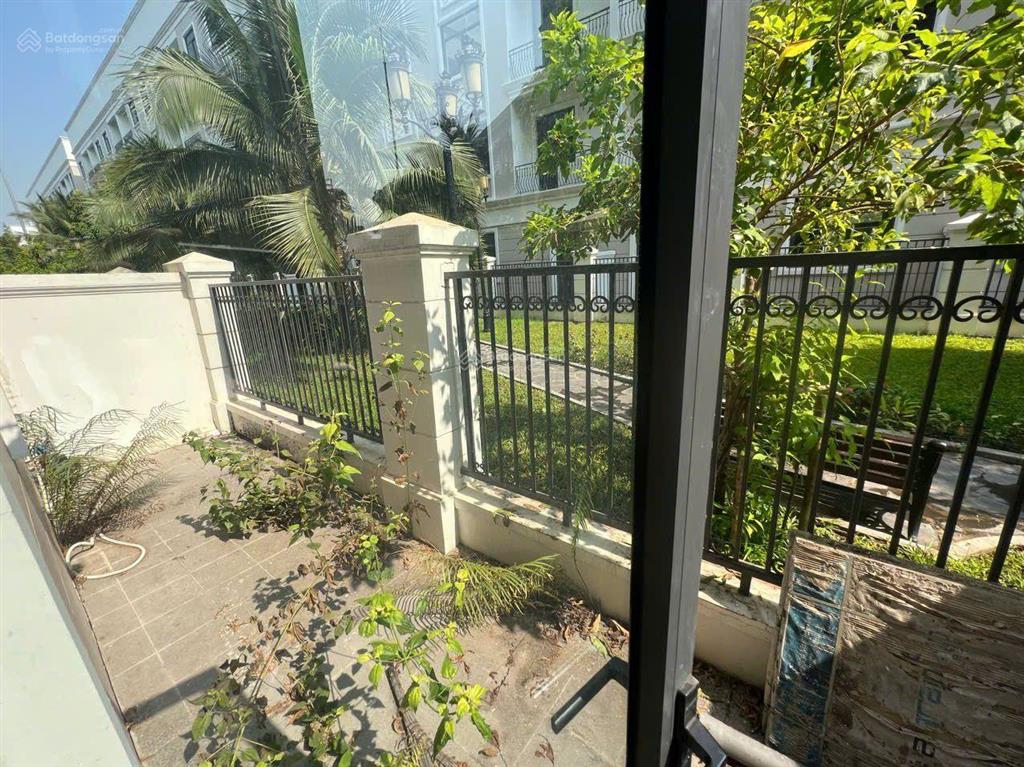 Cho thuê nhà phố vinhomes grand park