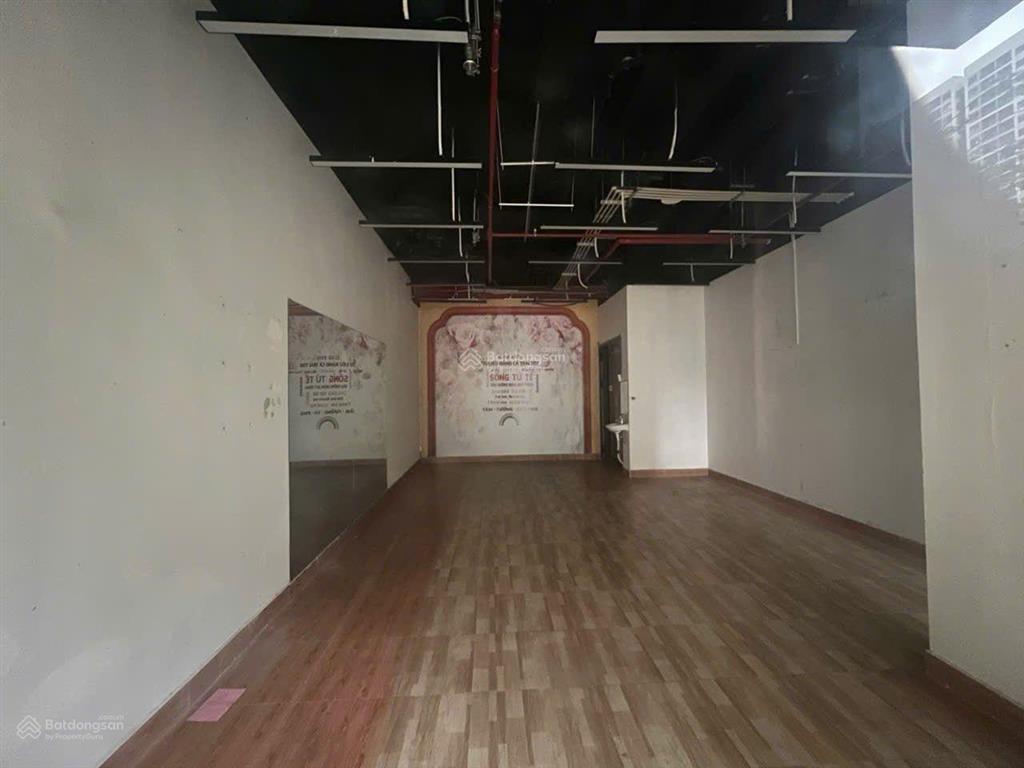 Cho thuê shop khối đế vinhomes grand park vị trí đẹp view nội khu diện tích lớn