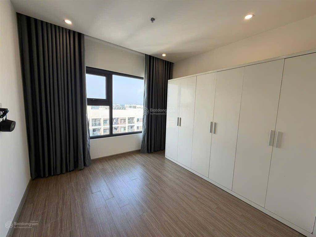 Bán căn 3pn giá tốt vinhomes grand park căn s7.02.27 3 phòng ngủ nội thất trống