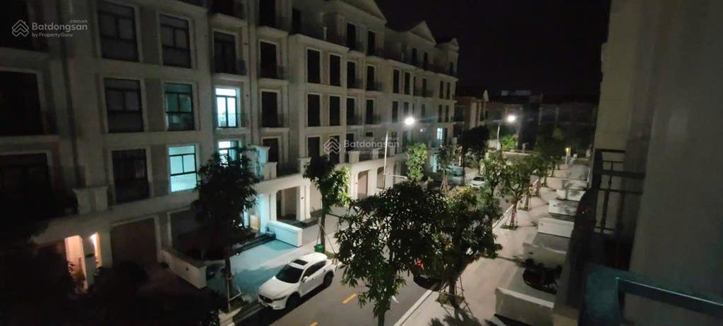 Bán gấp nhà phố t9 vinhomes grand park diện tích 108m2 đã hoàn thiện cao cấp