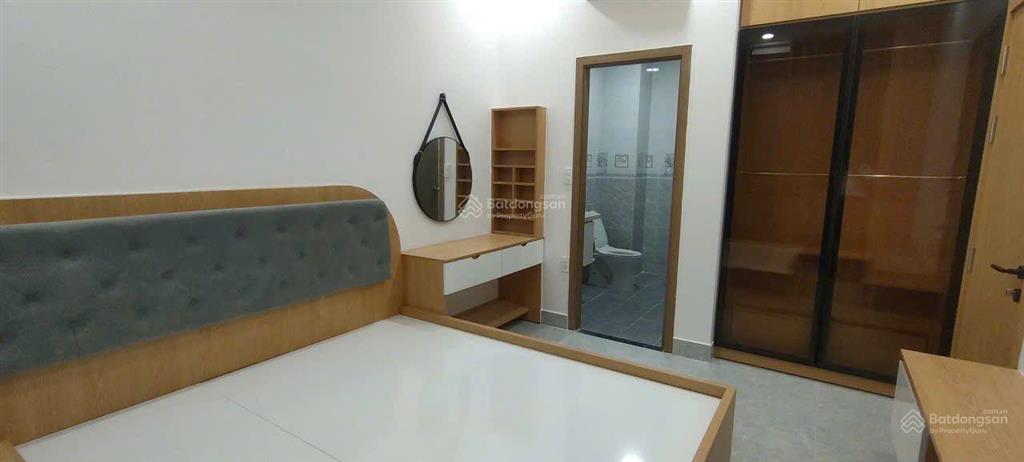 Bán gấp nhà phố t9 vinhomes grand park diện tích 108m2 đã hoàn thiện cao cấp