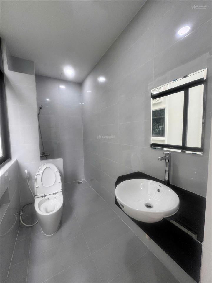 Nhà phố vinhomes grand park. diện tích đất 96m2 hiện trạng hoàn thiện