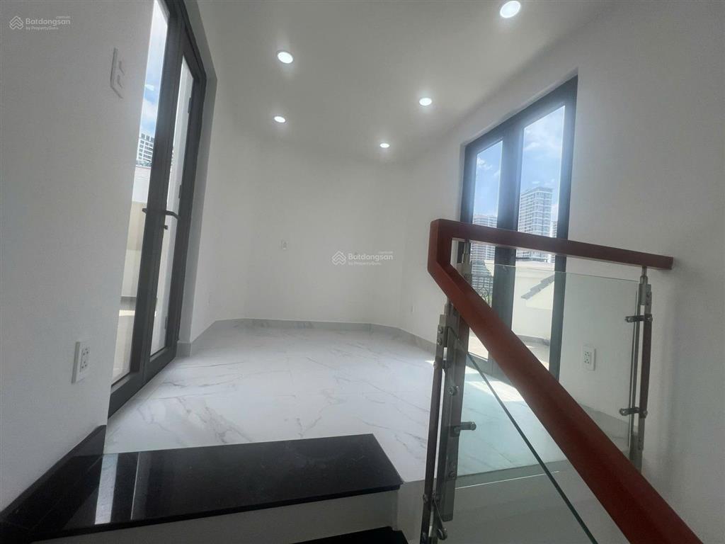 Cho thuê nhà phố villa boutique đối diện công viên 36ha, cơ hội thuê căn nhà phố villa