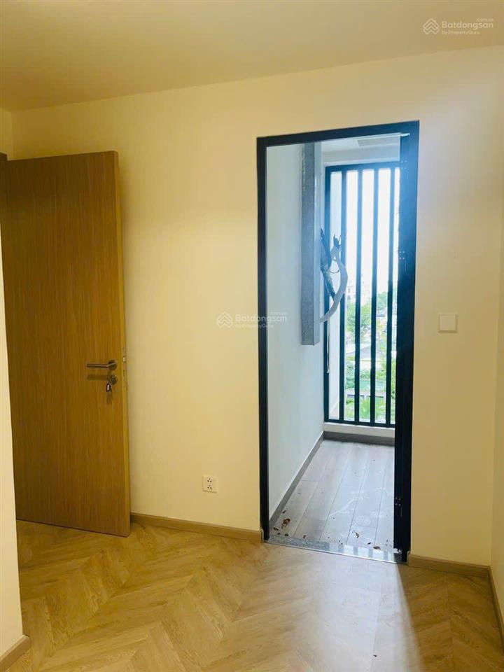 Bán gấp 1pn + lumiere boulevard view hồ bơi tầng đẹp, cắt lỗ sâu chỉ 3.1 tỷ