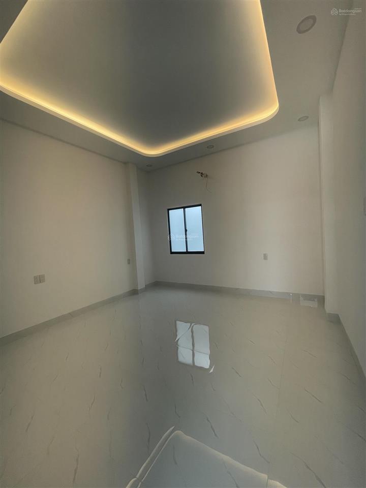 Bán nhà mới xây hẻm ngô đến ngay chợ ngô đến cách ngô đến 20m gần biển