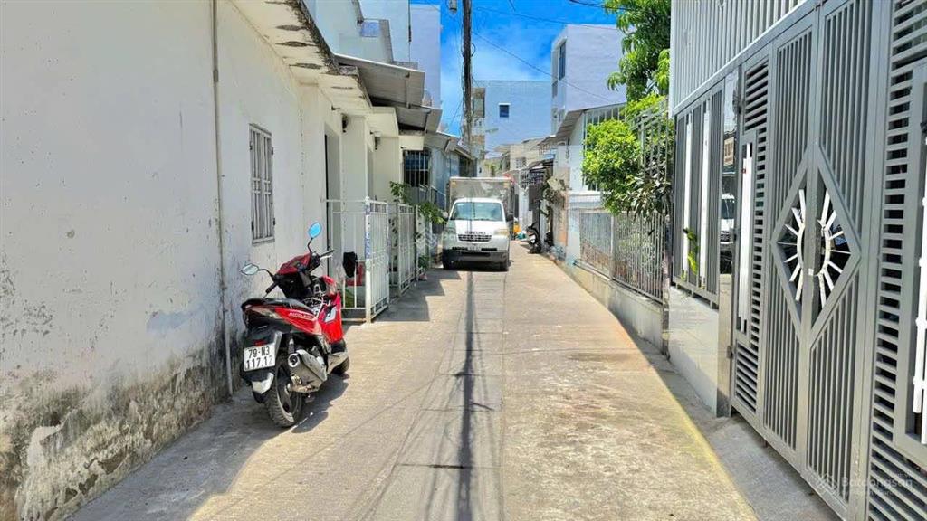Bán đất hẻm luong đình của đường ô tô giá chỉ 3ty2 ngay trung tâm thành phố nha trang