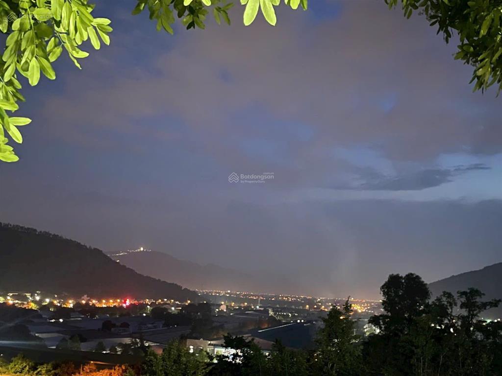 Chỉ 290 triệu đất đường ô tô views thành phố nha trang cách biển 4km cần bán 126m2 ngang 7m