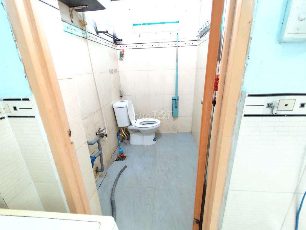 Phòng Trọ Quận 10 Nguyễn Giản Thanh 15m2 (Half Nội Thất)