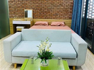 Tòa căn hộ 5 tầng lô góc phố đặng vũ hỷ dòng tiền thang máy, pccc đạt chuẩn dòng tiền cao