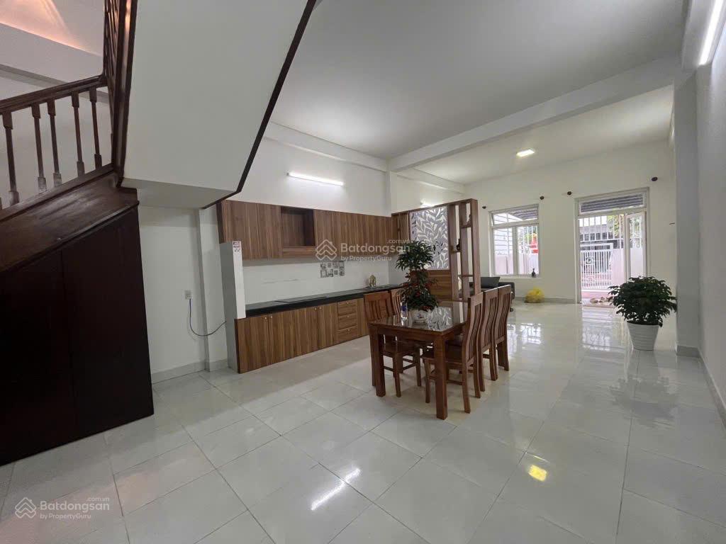Bán nhà 2,5 tầng thủy sơn 4  bãi tắm sơn thủy  giá 8, x tỷ tl