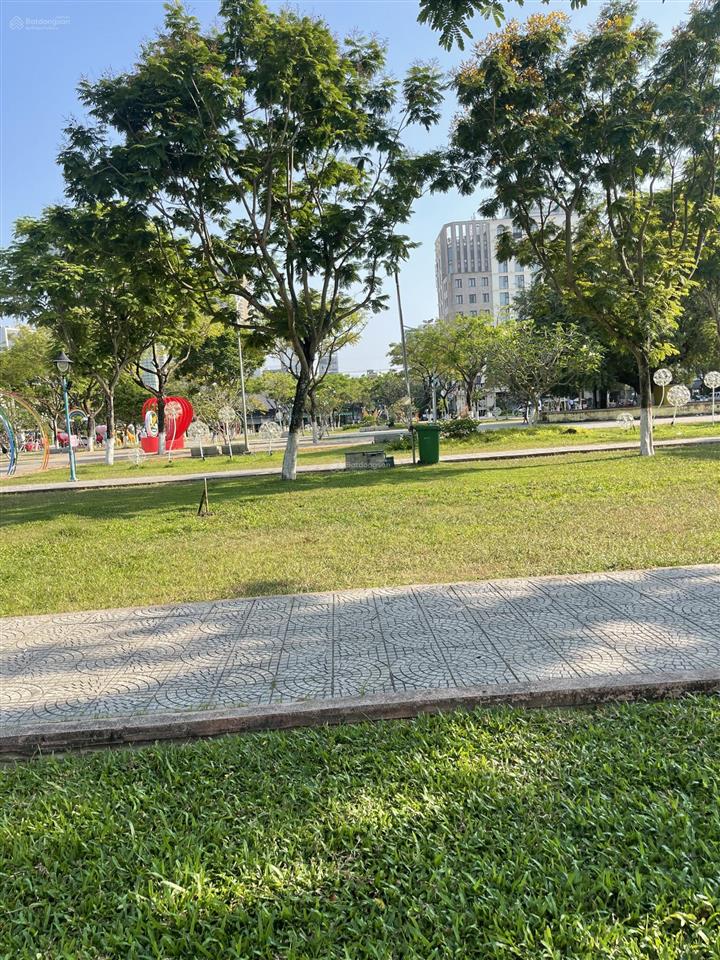 Siêu đẹp  nhà 3 mặt thoáng 5 tầng ngay trung tâm phường phước mỹ và đi bộ ra biển phạm văn đồng
