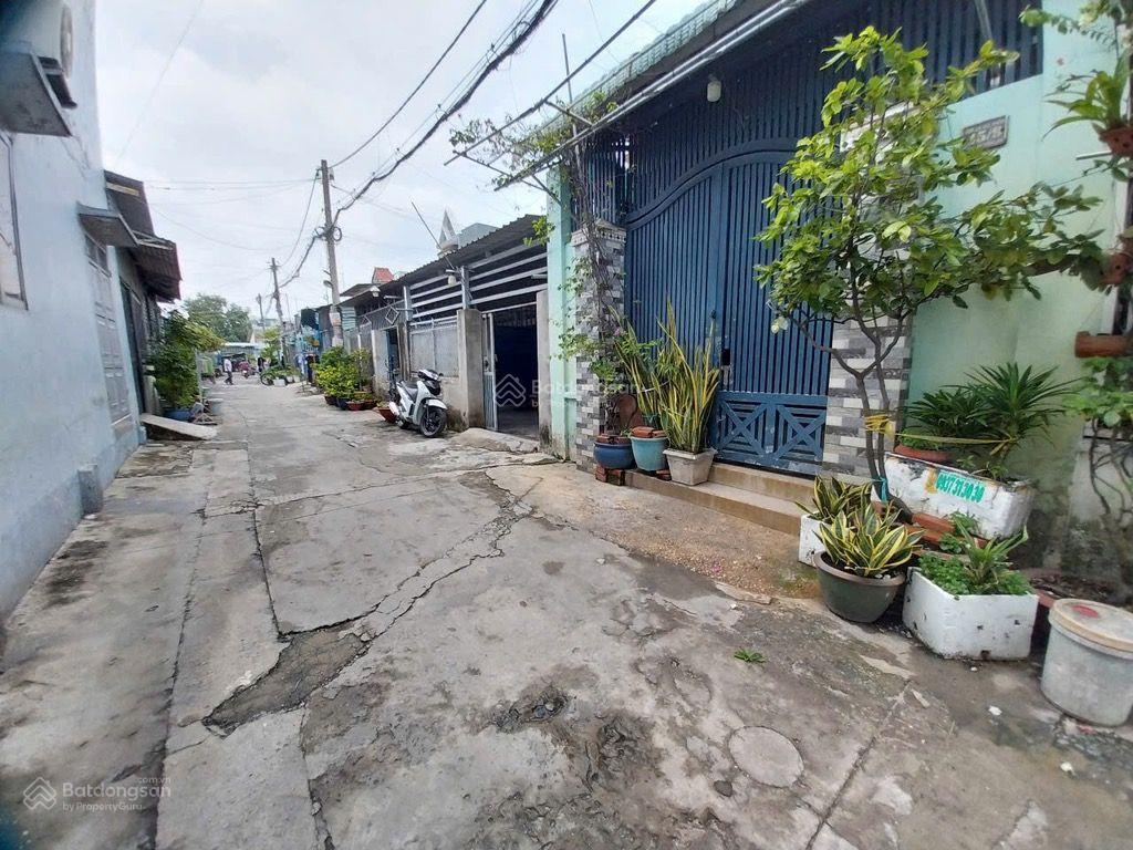 Bán nhà kênh t2 hóc môn  204m2  hxh  nở hậu chỉ 7,1 tỷ