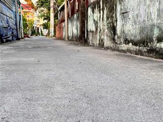 Bán nhà ngay thị trấn hóc môn88m2 2 tầng  chỉ 5,25 tỷ thương lượng sổ hồng riêng