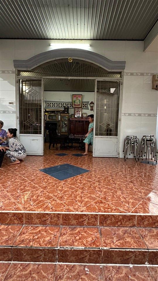Bán nhà mặt tiền nhựa gần dương công khi  480m2  cấp 4 chỉ 8,8tỷ  kdc  gần 380m2 thổ