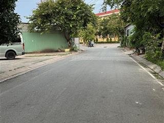 Bán nhà mặt tiền nhựa gần dương công khi  480m2  cấp 4 chỉ 9,99tỷ  kdc  gần 380m2 thổ