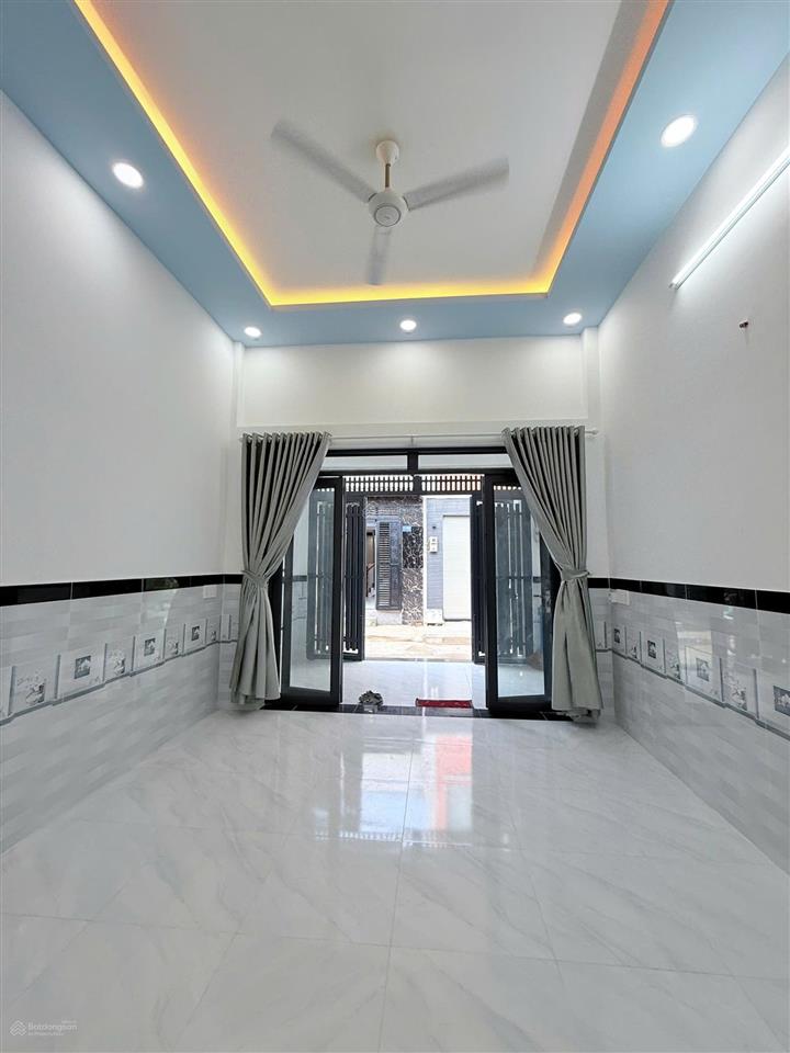Bán nhà lê văn khương quận 12  66m2  2 tầng  đường xe hơi tránh chỉ 4,6tỷ