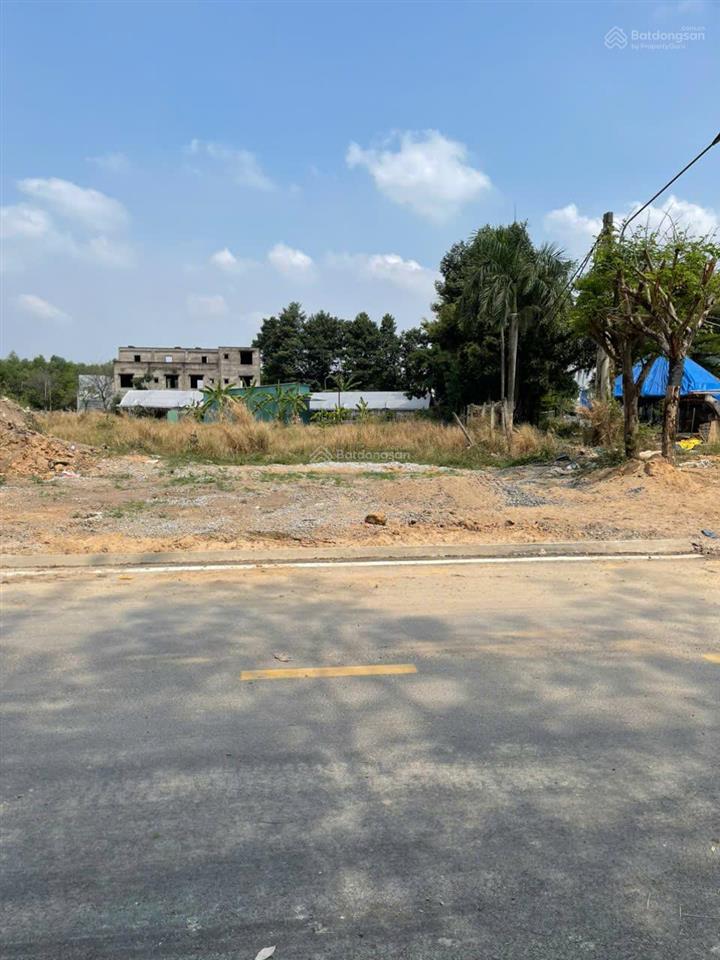 Bán đất diện tích 2500 m2 trên đường thuận giao 03, giáp trục mỹ phước tân vạn