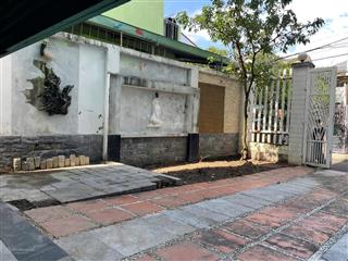 Cực hiếm 176m2 đường nhựa 5m nguyễn thành hãn.nhà 4 tầng ngang rộng 6m nở hậu 7m,kẹp cống bên hông.