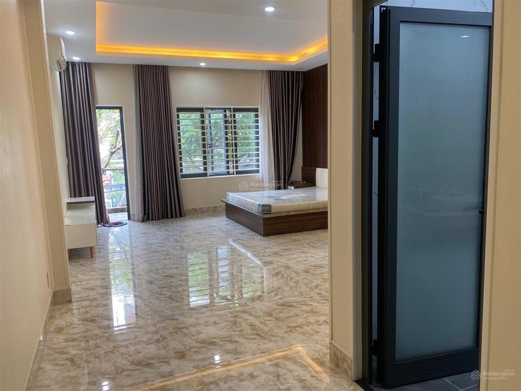 Bán nhà phố tiểu la đường 10m5, đoạn đẹp nhất cung đường,ngay sát quảng trường 29/3.vị trí quá đẹp