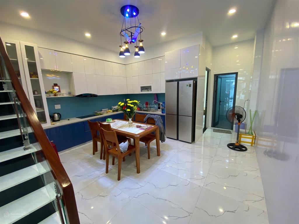 Bán nhà phố tiểu la đường 10m5, đoạn đẹp nhất cung đường,ngay sát quảng trường 29/3.vị trí quá đẹp