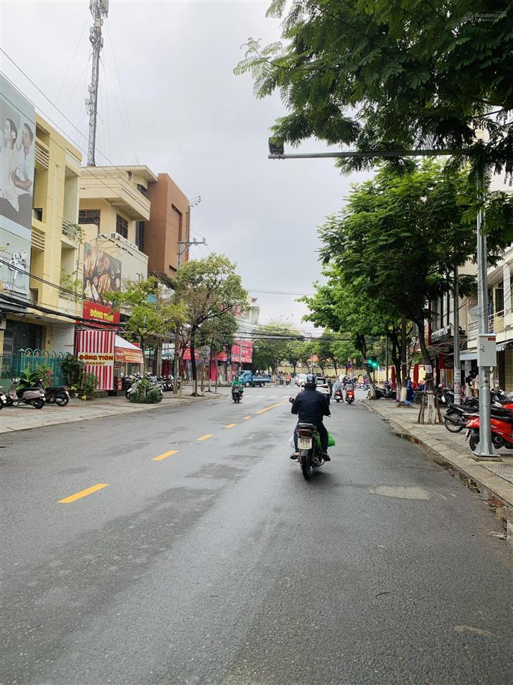 Bán nhà phố tiểu la đường 10m5, đoạn đẹp nhất cung đường,ngay sát quảng trường 29/3.vị trí quá đẹp