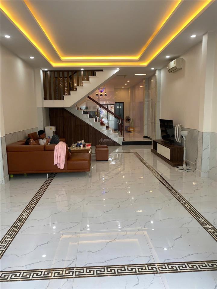 Bán nhà phố tiểu la đường 10m5, đoạn đẹp nhất cung đường,ngay sát quảng trường 29/3.vị trí quá đẹp