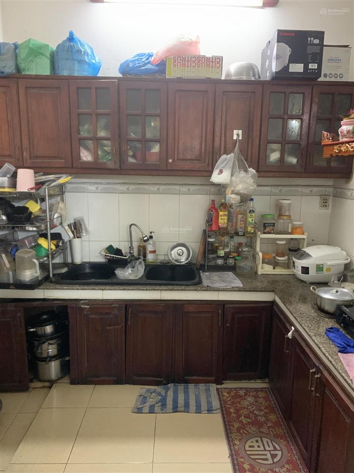 Sụp hầm. nhà 2,5 tầng phố lê thanh nghị. 118m2 ngang 5m. giá hời