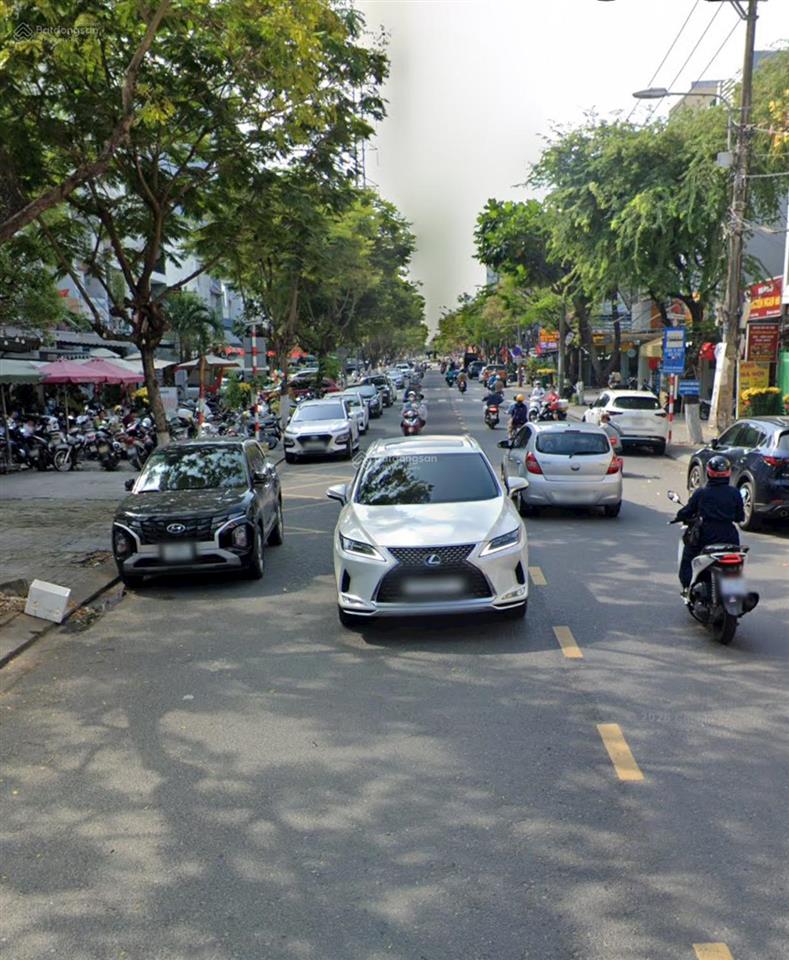 Sụp hầm. nhà 2,5 tầng phố lê thanh nghị. 118m2 ngang 5m. giá hời