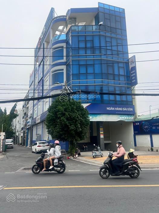 Tòa nhà góc 2 mặt tiền 10x20, 1 trệt 4 lầu + hầm, dtsd 1000m2, kha vạn cân, linh xuân, thủ đức